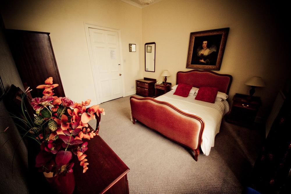 The White Hart Hotel Hayle Room photo